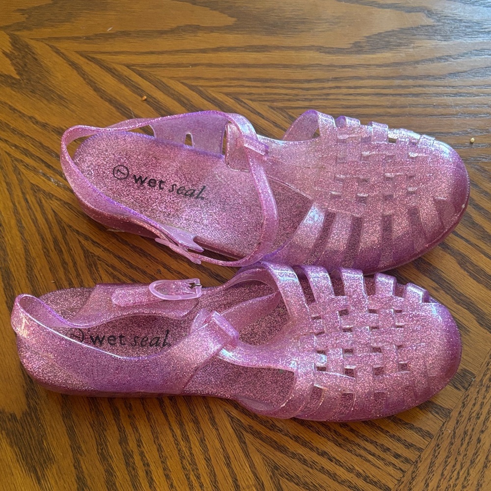 Wet Seal woman’s Pink Glitter Jelly Shoes